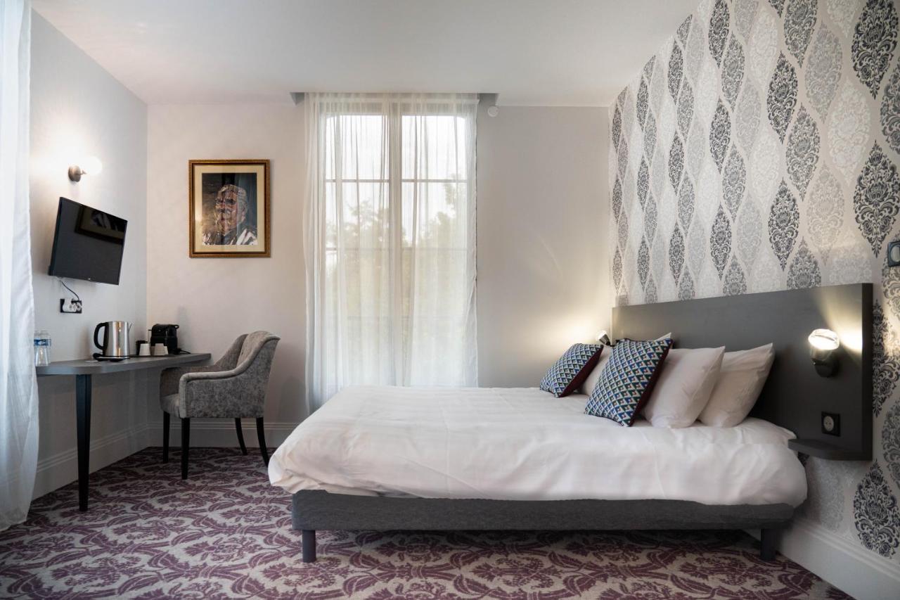 Hotel Les Jardins De Josephine - Le Manoir Évreux Zewnętrze zdjęcie